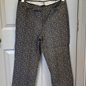 Women's Black & White  Cotton Capri  Size 10  Floral Front Pockets Cropped Pants